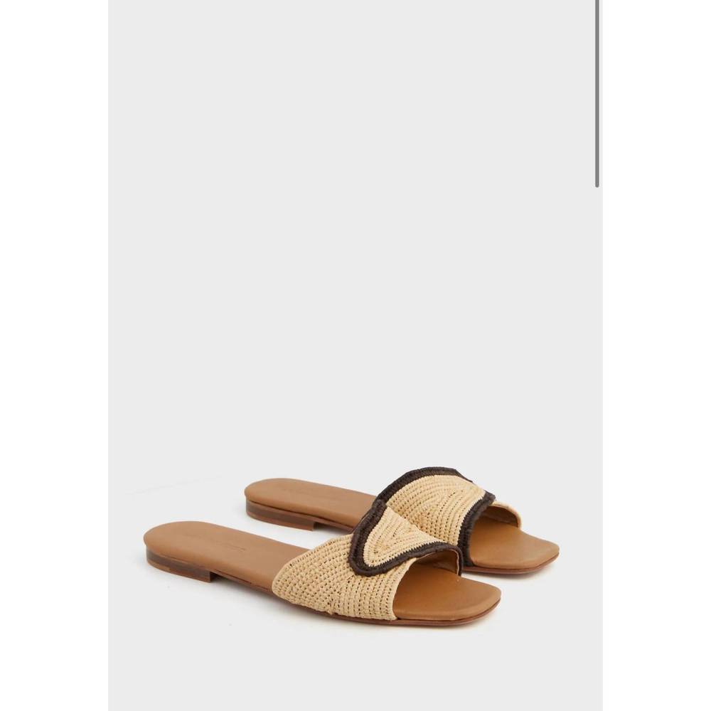 NEW LE MOGADOR women's volakas open toe flat sandal in nude brown